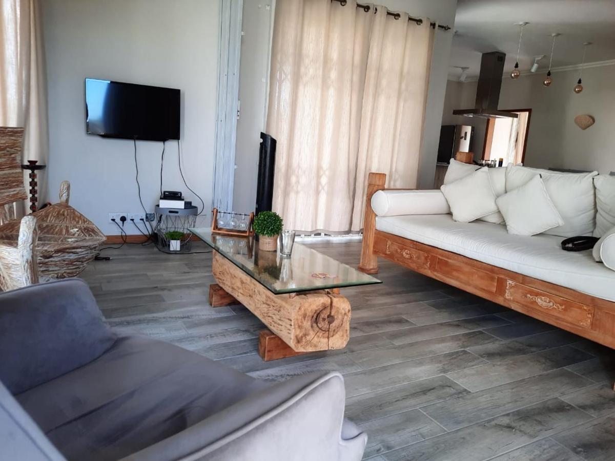 Ohana Retreat Villa Мон-Шуази Экстерьер фото